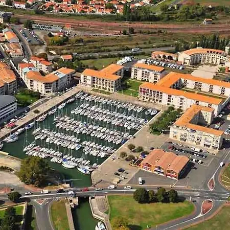 Le Coin Du Curiste - Port De Plaisance Apartamento Rochefort  Exterior foto